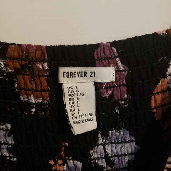 Forever 21 Black Floral Romper - Picture 4 of 4